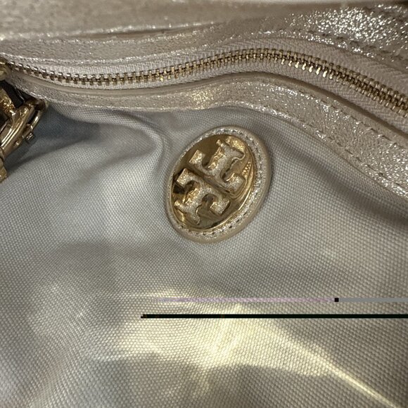 Tory Burch Gold Leather Oversized Dean Hobo Bag Purse Large Metallic Tassel Gold - Picture 9 of 9